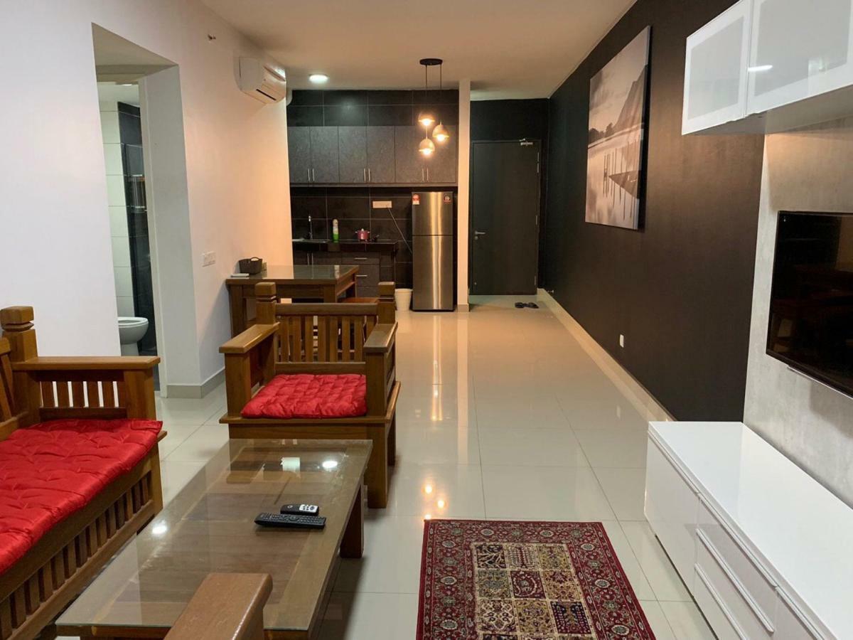 Msi Cozy Homestay เซอรีเคมบางัน ภายนอก รูปภาพ